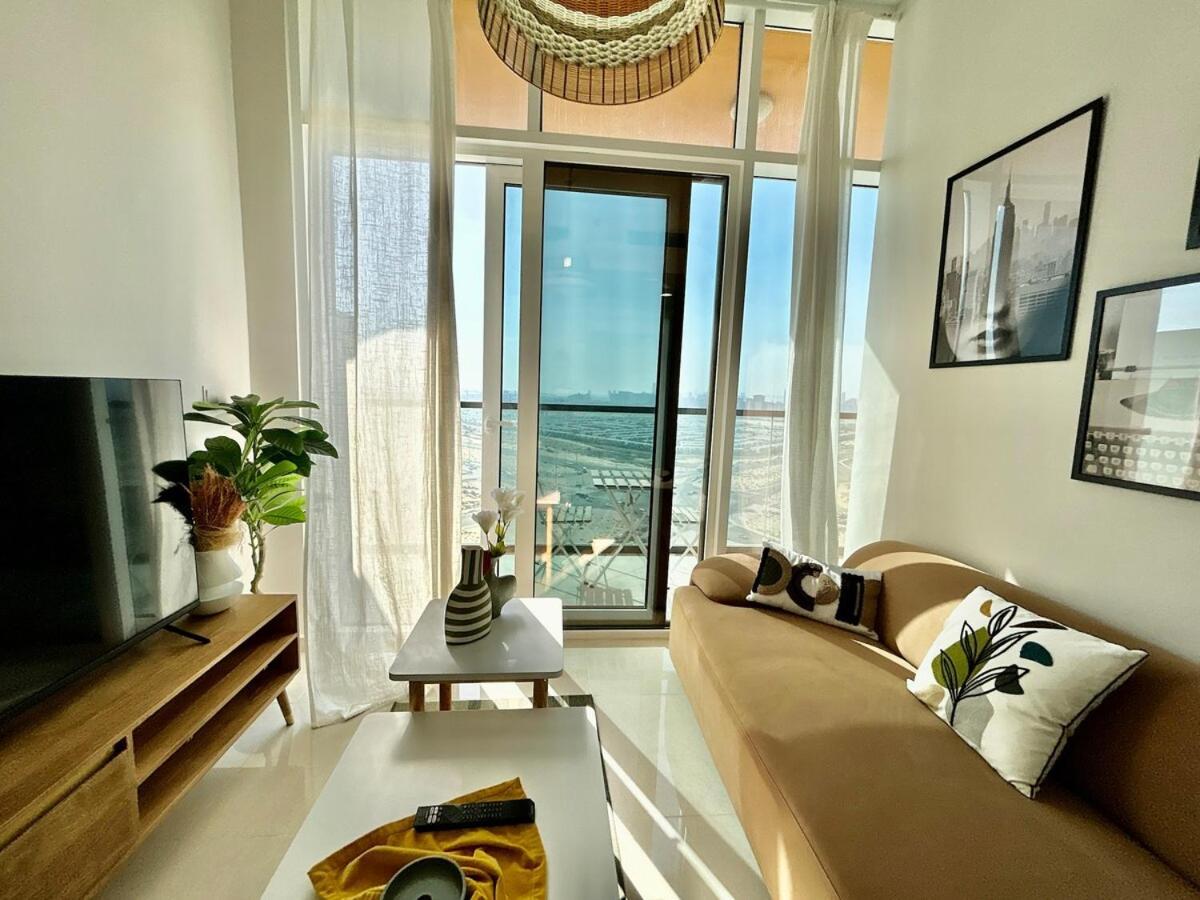 Homes2retreat - Golf & Desert Views Luxe 1br Escape Apartment